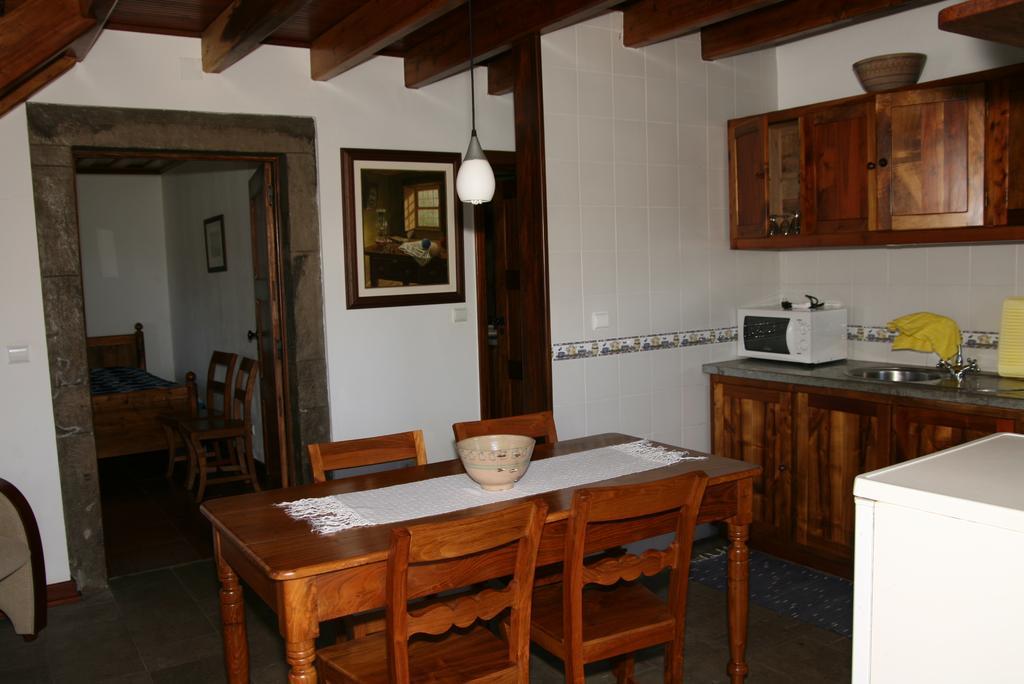 Quinta Dos Figos "5 Trevos Gold" Villa Praia da Vitória Værelse billede