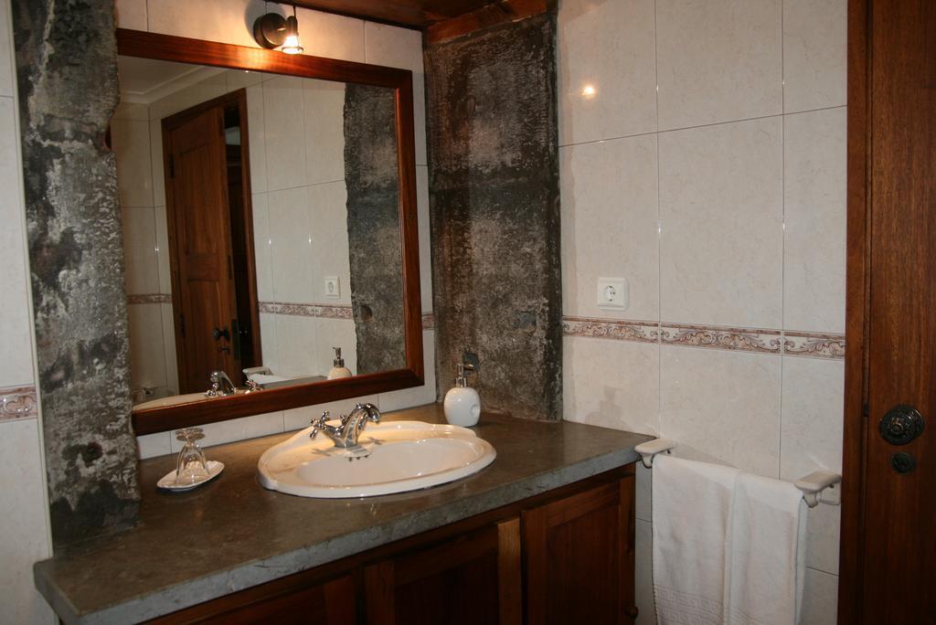 Quinta Dos Figos "5 Trevos Gold" Villa Praia da Vitória Værelse billede