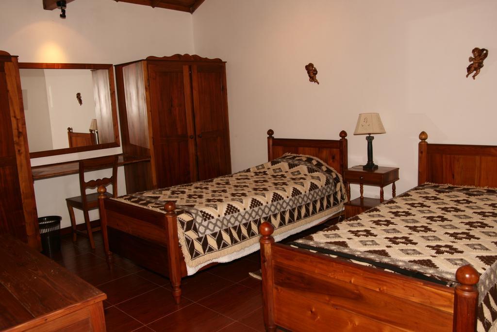 Quinta Dos Figos "5 Trevos Gold" Villa Praia da Vitória Værelse billede